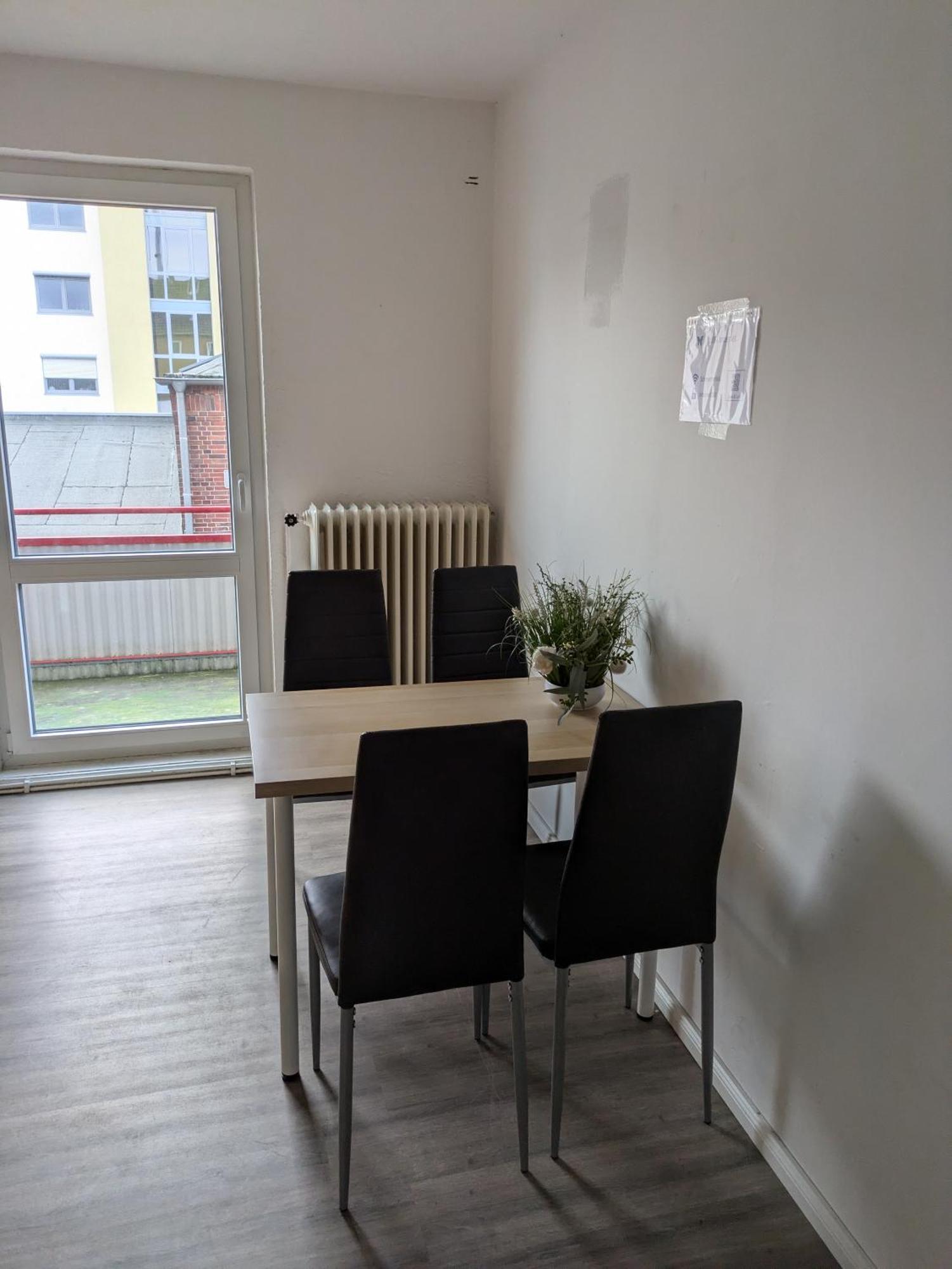 Nestoasewhv Zentrale Zimmer Zwischen City Und Suedstrand วิลเฮล์มฮาเฟน ภายนอก รูปภาพ